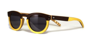 Lunettes en bois foncé et jaune