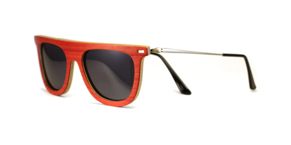 Lunettes de soleil en bois rouge