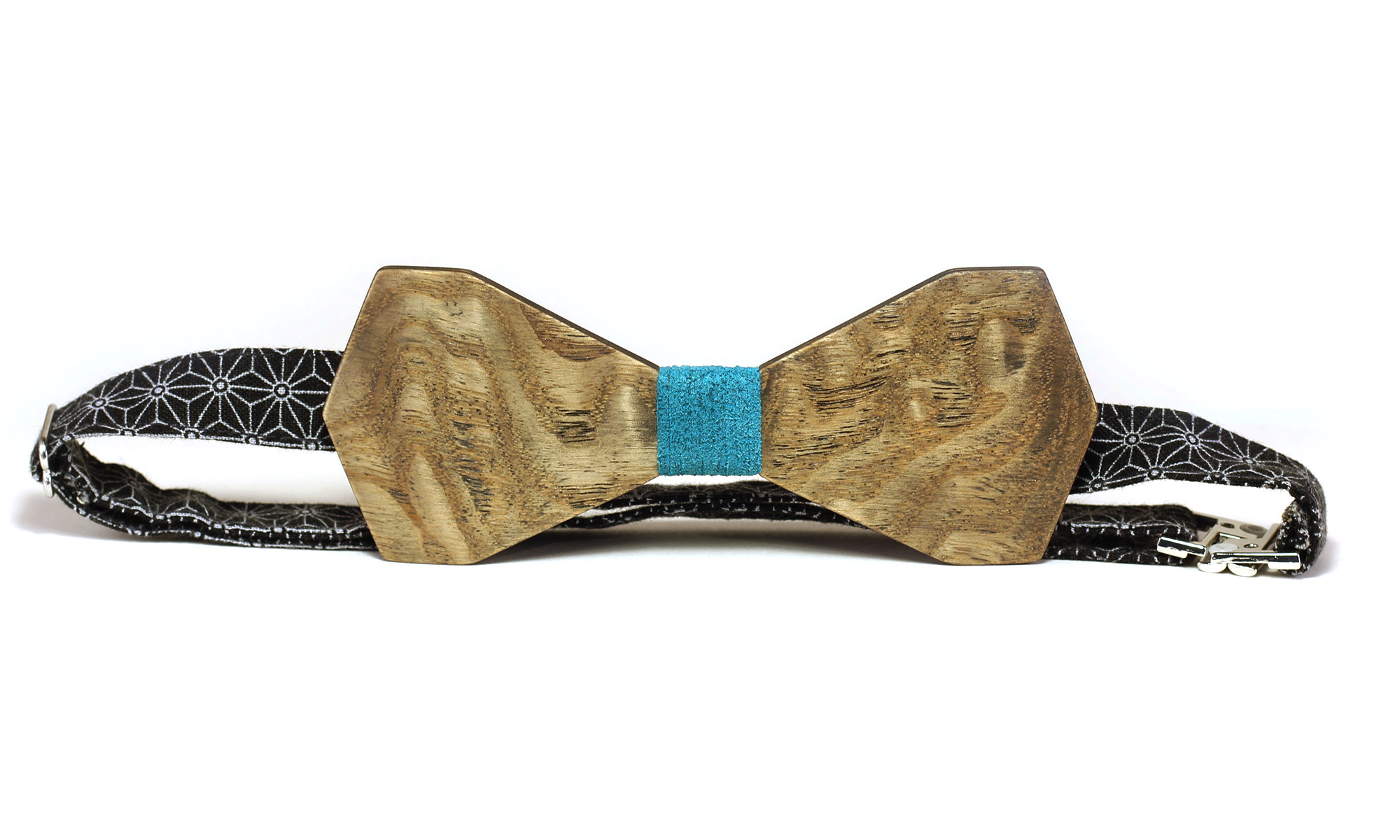 arka_creations_noeud_papillon_en_bois_np5_antonin_tamo_huile_noir Nœud Pap en Bois de Tamo