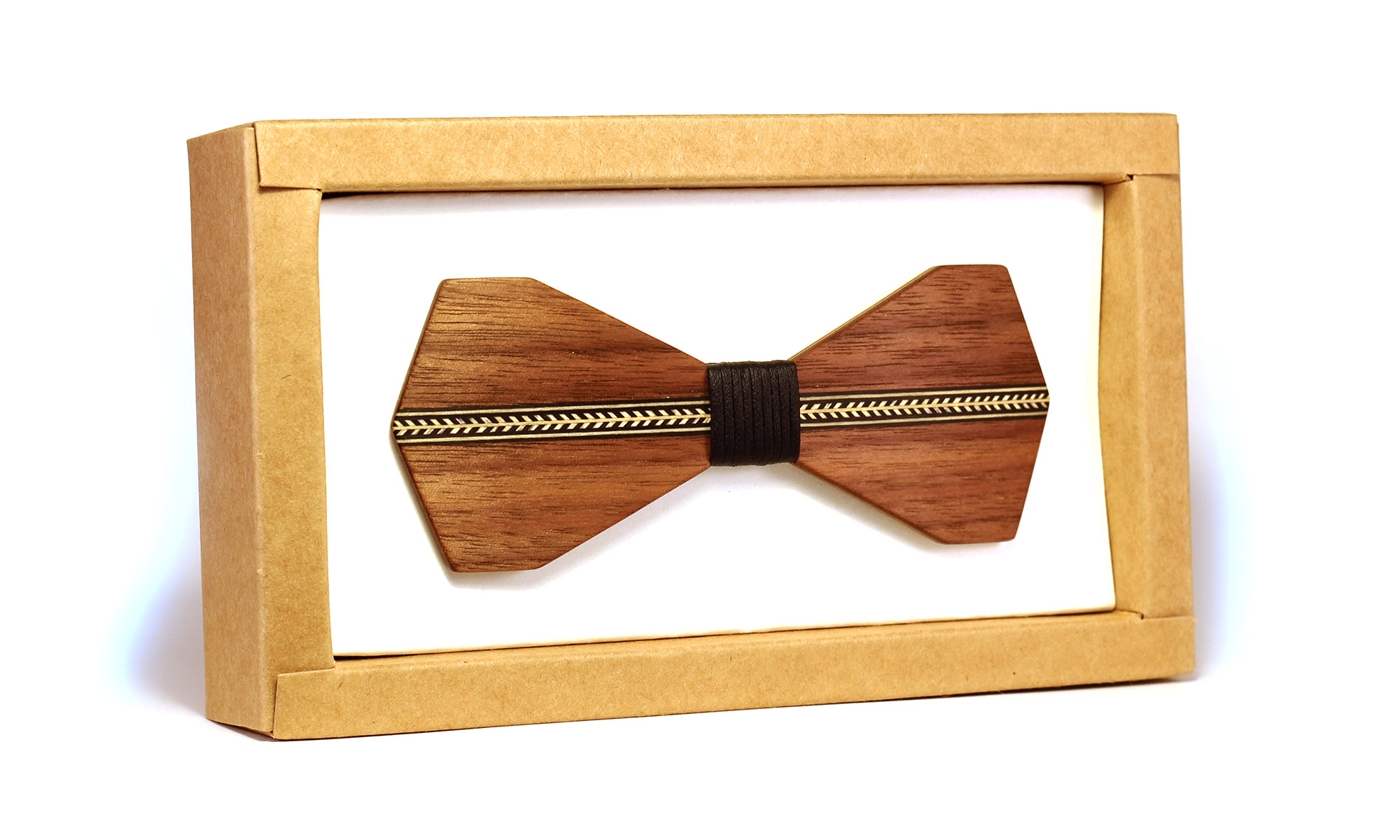 arka_creations_noeud_papillon_en_bois_np5_antonin_tulipier_noyer_marqueterieflechesnoiretblanc_2 Nœud Pap pour Homme