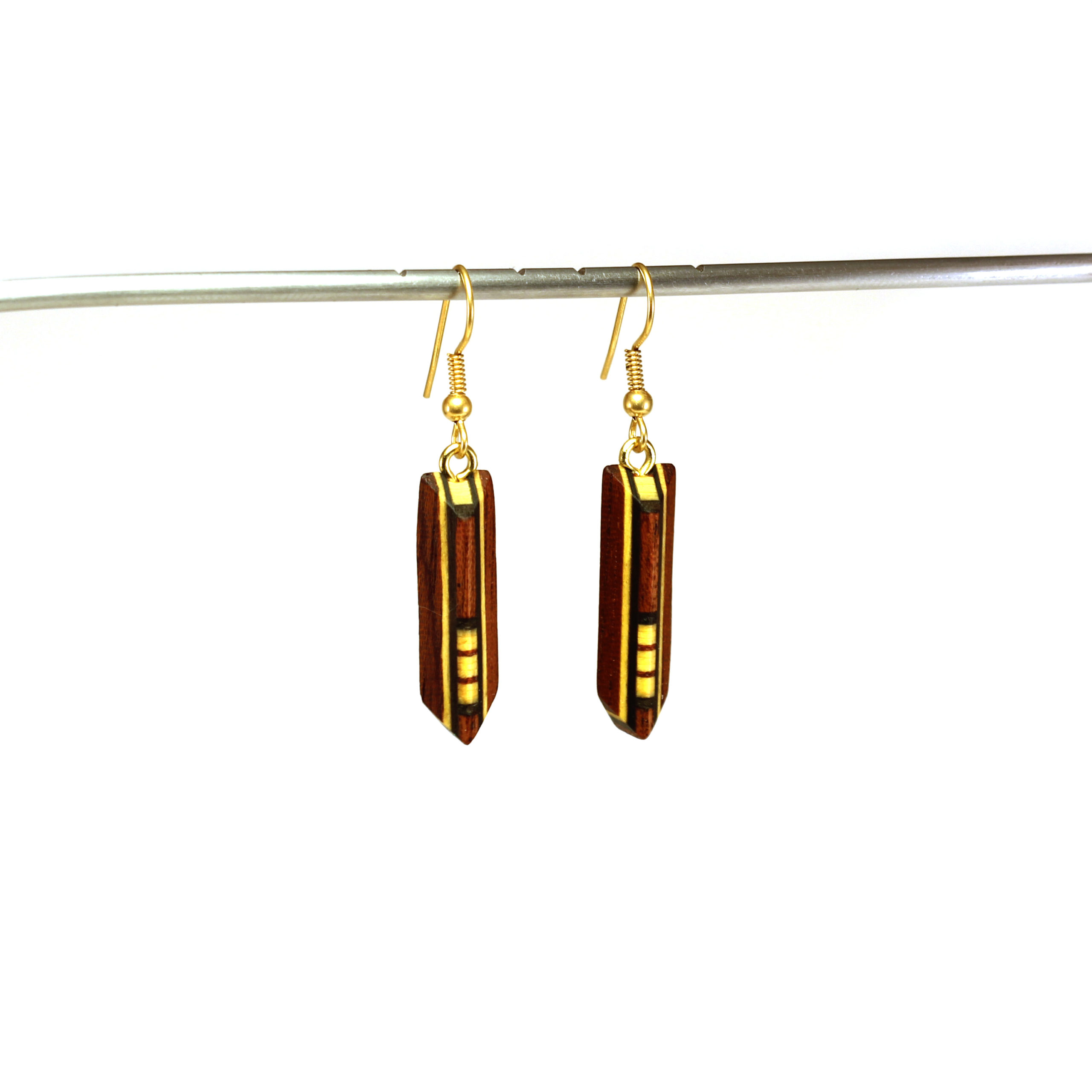 arka_creations_bijoux_en_bois_boucles_doreilles_marqueterie_or_boisjaune_2 Boucles d'Oreilles Jaunes & Bois