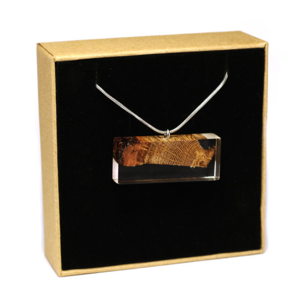 Collier en Bois & Résine Transparente