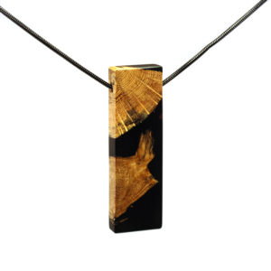 Collier en Bois & Résine