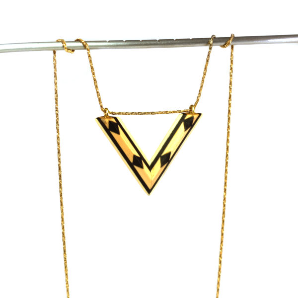Collier Pendentif Noir & Blanc