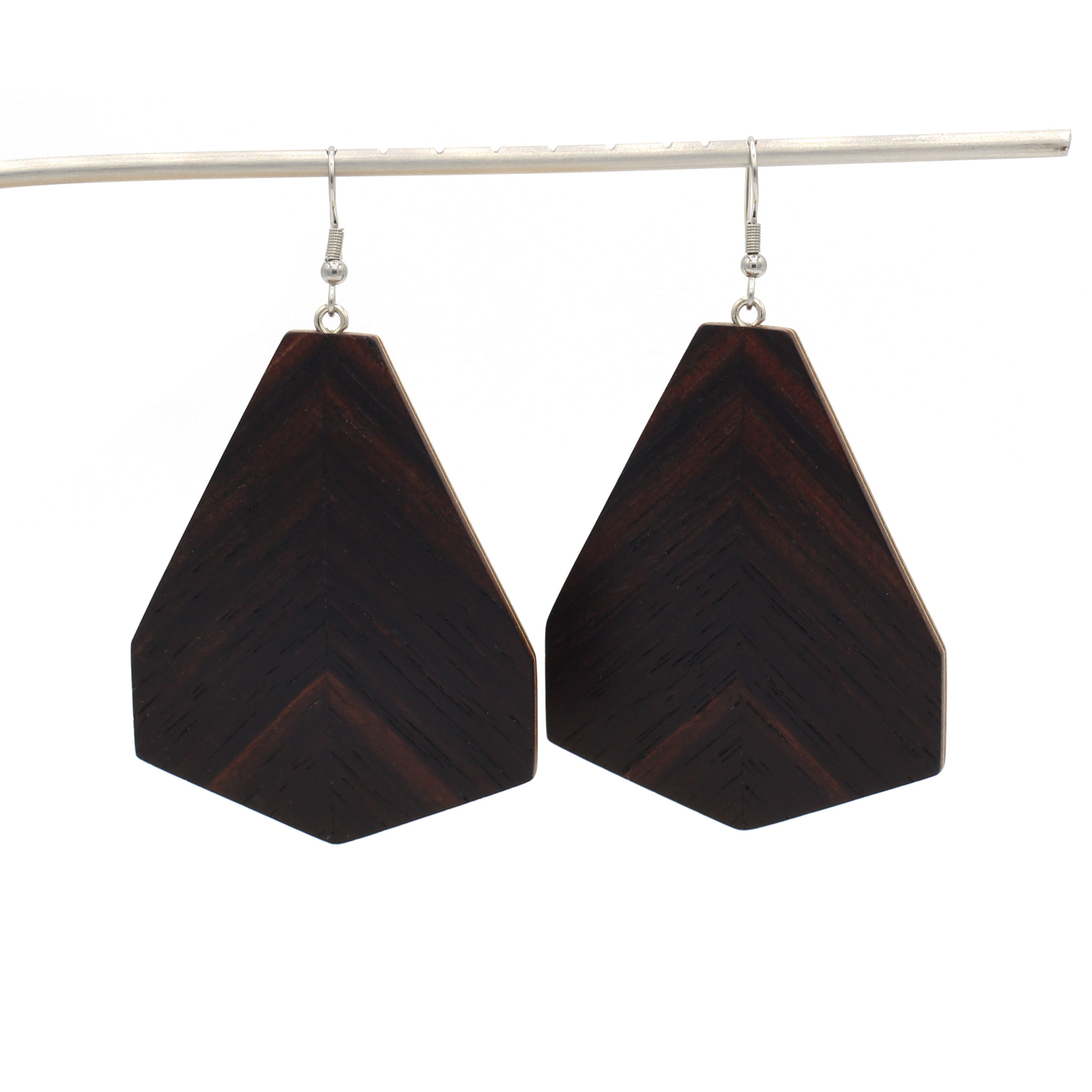 arka_creations_bijoux_en_bois_boucles_doreilles_np5_ebene_pointedehongrie_1 Boucles d'Oreilles en Bois d'Ebène