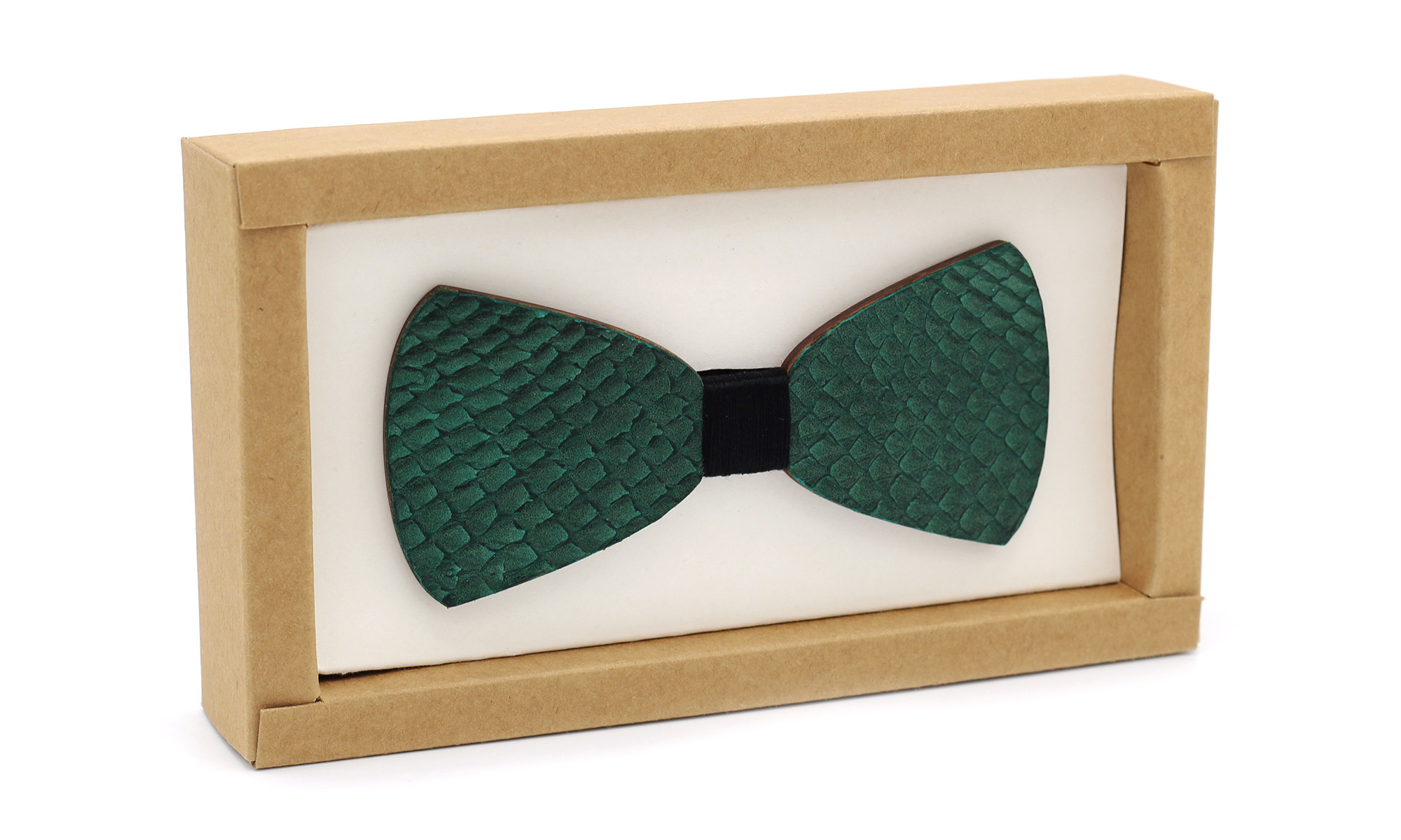 arka_creations_noeud_papillon_en_bois_np2_gaspard_cuir_de_poisson_vert_3 Nœud Papillon en Cuir Vert