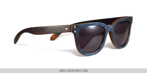 Lunettes en bois bleu